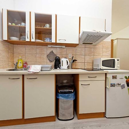 Riverside Apartment Prag Exterior foto