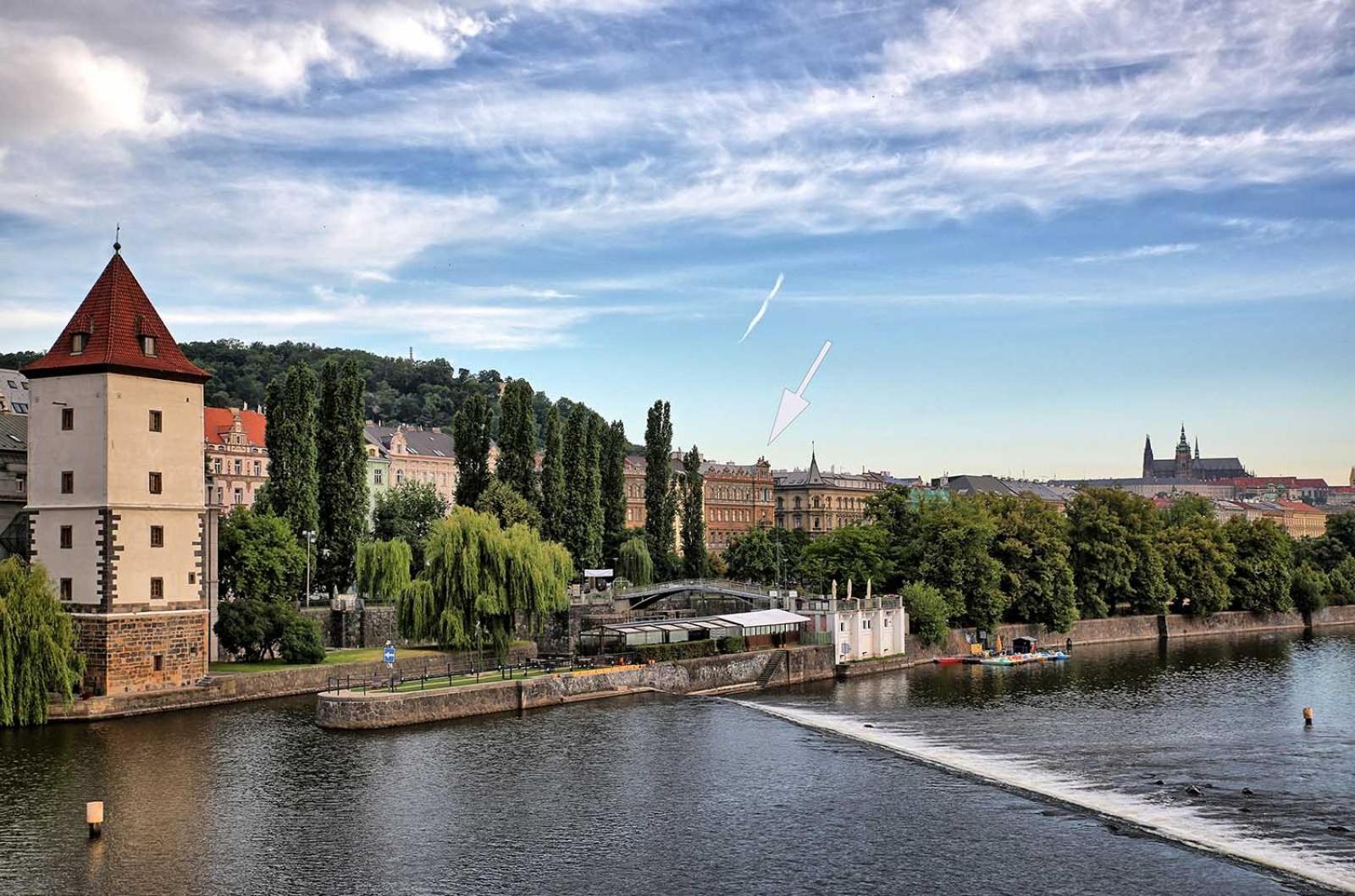 Riverside Apartment Prag Exterior foto